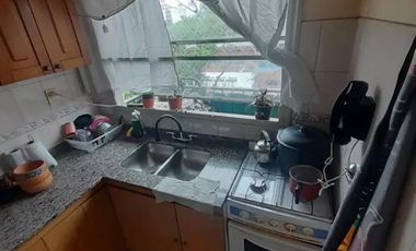 Departamento en San Cristóbal, 3 ambientes, Venta, con balcón