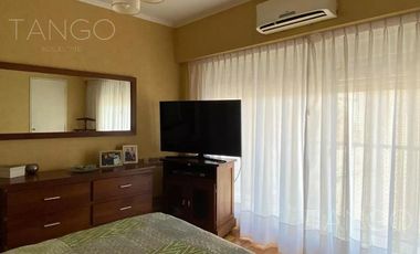 Venta Departamento 4 Ambientes en Caballito Con Balcón al Frente Cochera Baulera Escritorio