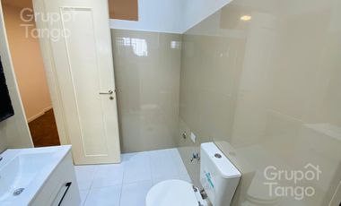 Departamento venta en Retiro, 1 ambiente con patio privado