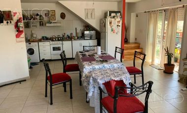 Venta Departamento tres Ambientes Villa Luro Cochera Balcón Parrilla no Expensas