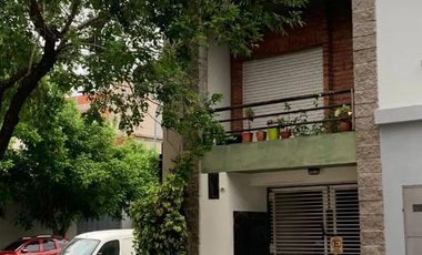 Venta Departamento tres Ambientes Villa Luro Cochera Balcón Parrilla no Expensas