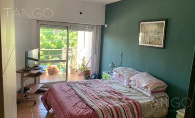 Venta Departamento tres Ambientes Villa Luro Cochera Balcón Parrilla no Expensas