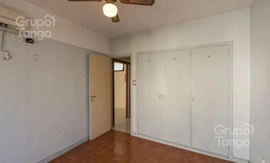 Venta Departamento Dos Ambientes Caballito Balcon Terraza