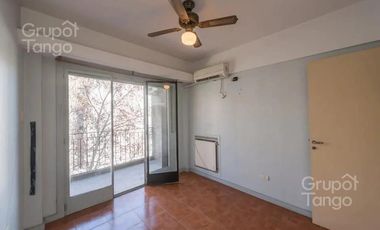 Venta Departamento Dos Ambientes Caballito Balcon Terraza