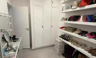 Departamento Venta La Paternal Cuatro Ambientes Balcon Frente Terraza Parilla