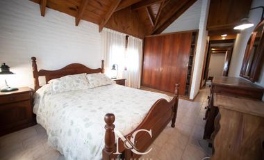 Dos duplex en venta en Mar de Ostende de 4 ambientes