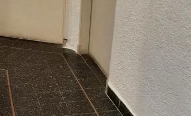 Venta Departamento en Saavedra Dos Ambientes Segundo Piso Por Escalera