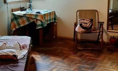Venta Departamento en Saavedra Dos Ambientes Segundo Piso Por Escalera