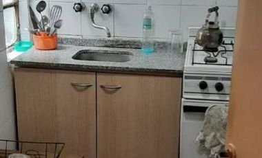 Venta Departamento en Saavedra Dos Ambientes Segundo Piso Por Escalera
