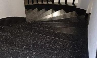 Venta Departamento en Saavedra Dos Ambientes Segundo Piso Por Escalera