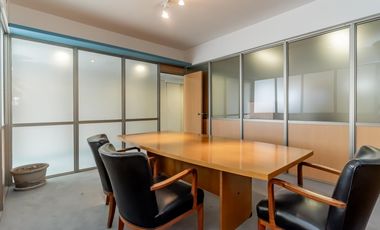Oficina en venta de 111m2 a 100m de Galerías Pacífico