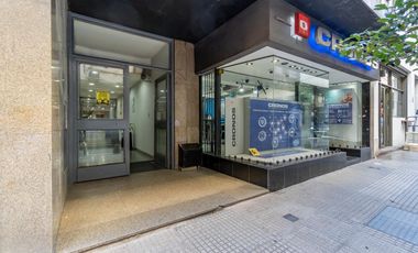 Oficina en venta de 111m2 a 100m de Galerías Pacífico