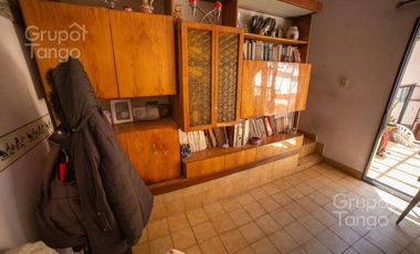 Venta Casa Boedo Almagro Seis Ambientes Dos Plantas