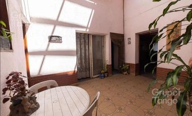 Venta Casa Boedo Almagro Seis Ambientes Dos Plantas