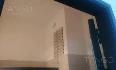Venta Departamento en San Nicolás Monoambiente Segundo Piso Contrafrente