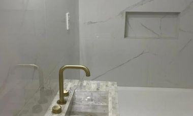 Venta Departamento 5 Ambientes en Recoleta Con Balcón Corrido Al Frente