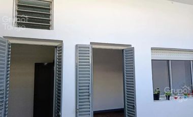 PH en Belgrano, Venta 2 ambientes, con patio