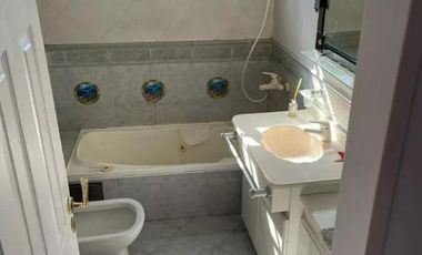 Venta Departamento Cuatro Ambientes Floresta Balcón Cochera