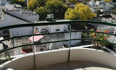 Venta Departamento Cuatro Ambientes Floresta Balcón Cochera