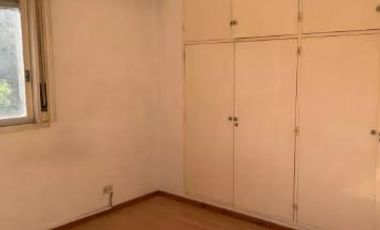 Venta Departamento 4 Ambientes en Parque Patricios Con Balcón Con Cochera Baulera