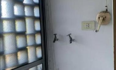 Venta Departamento 4 Ambientes en Parque Patricios Con Balcón Con Cochera Baulera