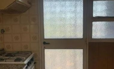 Venta Departamento 4 Ambientes en Parque Patricios Con Balcón Con Cochera Baulera