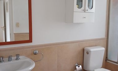Casa en  venta en Barrio Los Jazmines con piscina