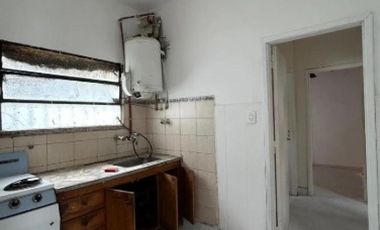 PH en venta - 2 Dormitorios 1 Baño - 85Mts2 - Morón