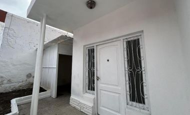 PH en venta - 2 Dormitorios 1 Baño - 85Mts2 - Morón