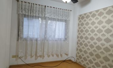 Departamento 2 ambientes en alquiler Ramos Mejia centro frente a la plaza Mitre