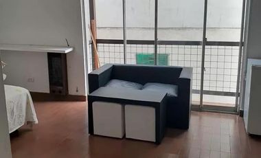 Departamento en Belgrano en venta, 3 ambientes con balcón (2)