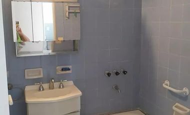 Departamento en Belgrano en venta, 3 ambientes con balcón (2)