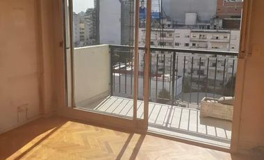 Departamento en Belgrano en venta, 3 ambientes con balcón (2)