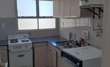 Departamento en Belgrano en venta, 3 ambientes con balcón (2)