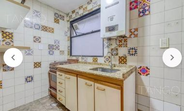 Venta Departamento en Flores Dos Ambientes Con Patio Apto Profesional