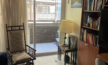 Departamento en Venta, Recoleta, Semi piso 4 ambientes con patio y cochera