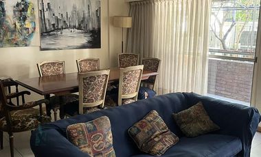 Departamento en Venta, Recoleta, Semi piso 4 ambientes con patio y cochera