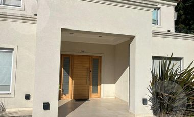 Casa en venta - Barrio Echeverria del Lago, Canning