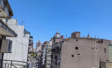 Venta Departamento Balvanera 4 Ambientes frente balcón depen