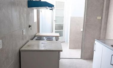 Venta Departamento Balvanera 4 Ambientes frente balcón depen