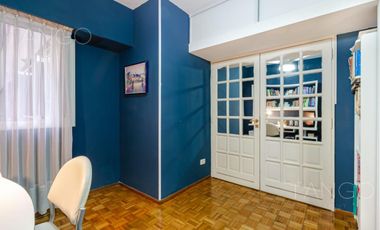 Venta Departamento en Recoleta Cinco Ambientes Con Cochera Baulera