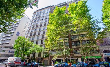 Venta Departamento en Recoleta Cinco Ambientes Con Cochera Baulera