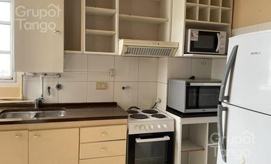 Departamento en Monserrat en venta, 3 ambientes con balcón