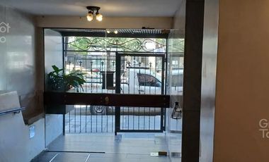 Departamento en Venta, Balvanera, 2 ambientes con balcón al frente