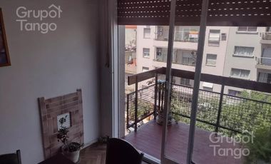 Departamento en Venta, Balvanera, 2 ambientes con balcón al frente