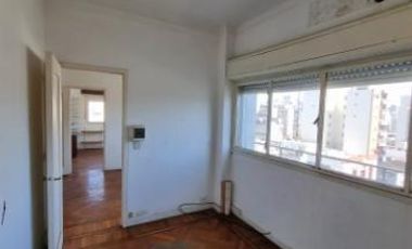 Venta Departamento en Flores Tres Ambientes