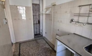 Venta Departamento en Flores Tres Ambientes