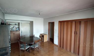 Venta Departamento 4 Ambientes Flores Balcón Terraza Cochera