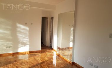Venta Departamento Dos Ambientes Caballito Balcón
