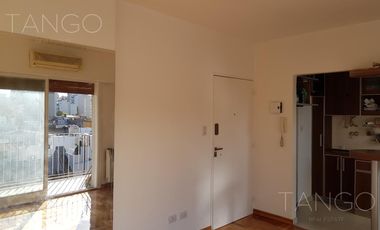 Venta Departamento Dos Ambientes Caballito Balcón